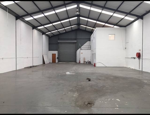 455M² FACTORY TO LET IN BEACONVALE